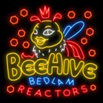 Beehive Bedlam Game Online Free - Neonslots
